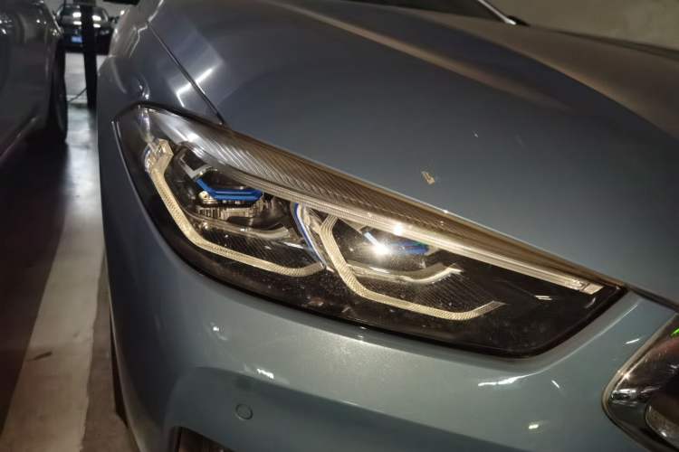 Used BMW 8 Series 2019 840i Convertible Coupe M Sport Package Right Front Headlight