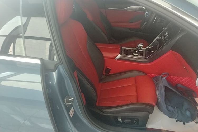 Used BMW 8 Series 2019 840i 4-Door Gran Coupe M Sport Package Right Front Seat