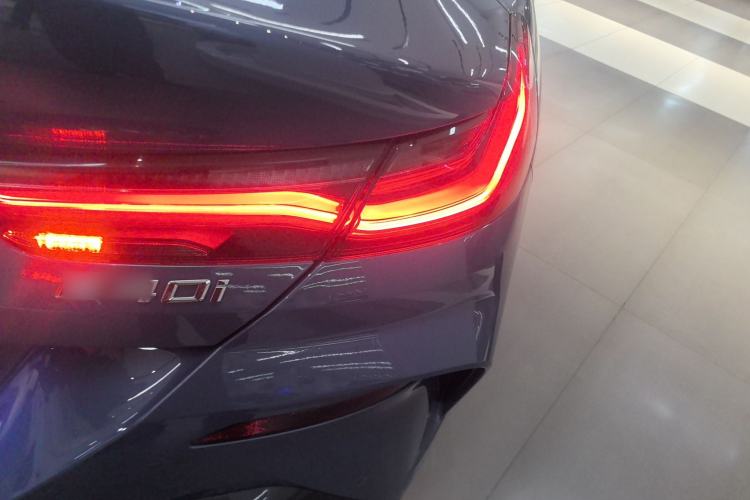 Used BMW 8 Series 2019 840i 4-Door Gran Coupe M Sport Package Right Rear Taillight