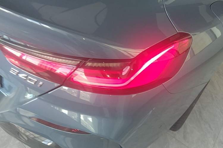 Used BMW 8 Series 2019 840i 4-Door Gran Coupe M Sport Package Right Rear Taillight