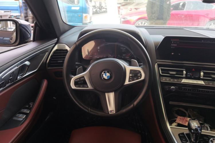 Used BMW 8 Series 2019 840i 4-Door Gran Coupe M Sport Package Steering Wheel
