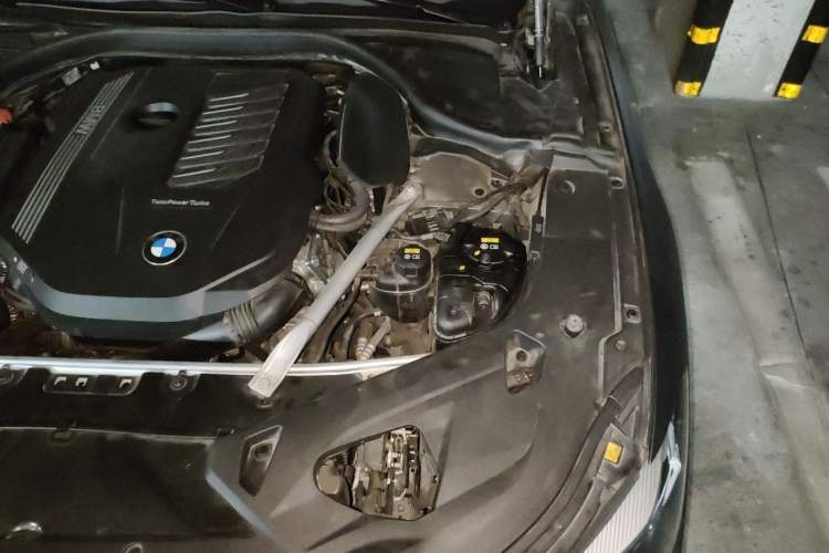 Used BMW 8 Series 2019 840i xDrive 4-Door Gran Coupe M Sport Package Engine Bay Left
