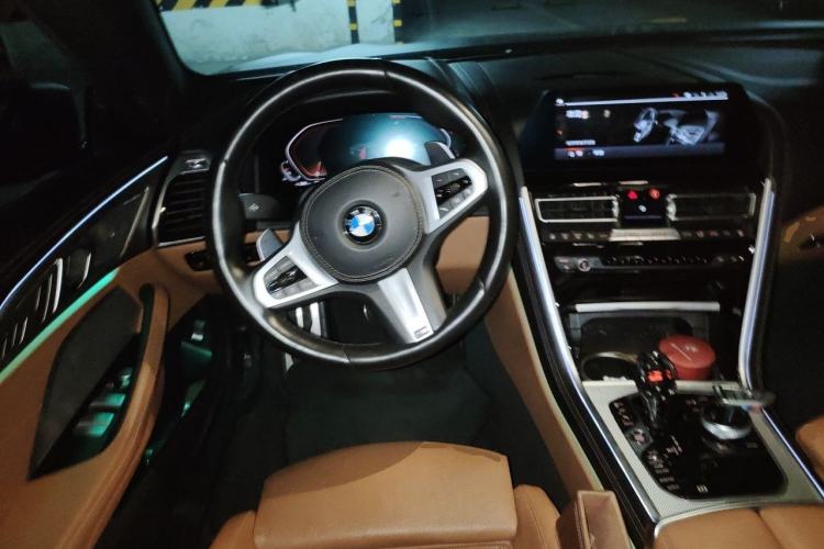 Used BMW 8 Series 2019 840i xDrive 4-Door Gran Coupe M Sport Package Steering Wheel