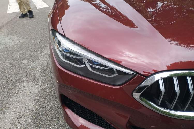 Used BMW 8 Series 2019 840i Convertible Coupe M Sport Package Right Front Headlight