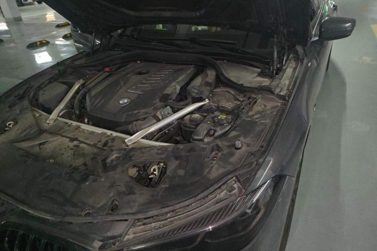 Used BMW 8 Series 2019 840i 4-Door Gran Coupe M Sport Package Engine Bay Left