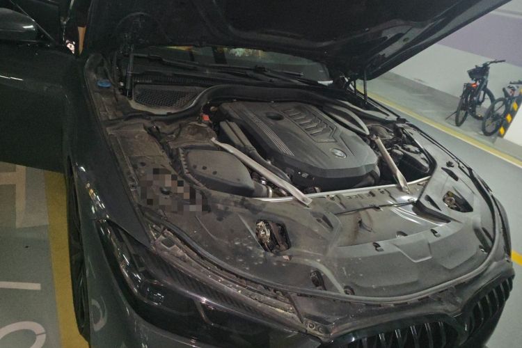 Used BMW 8 Series 2019 840i 4-Door Gran Coupe M Sport Package Engine Bay Right