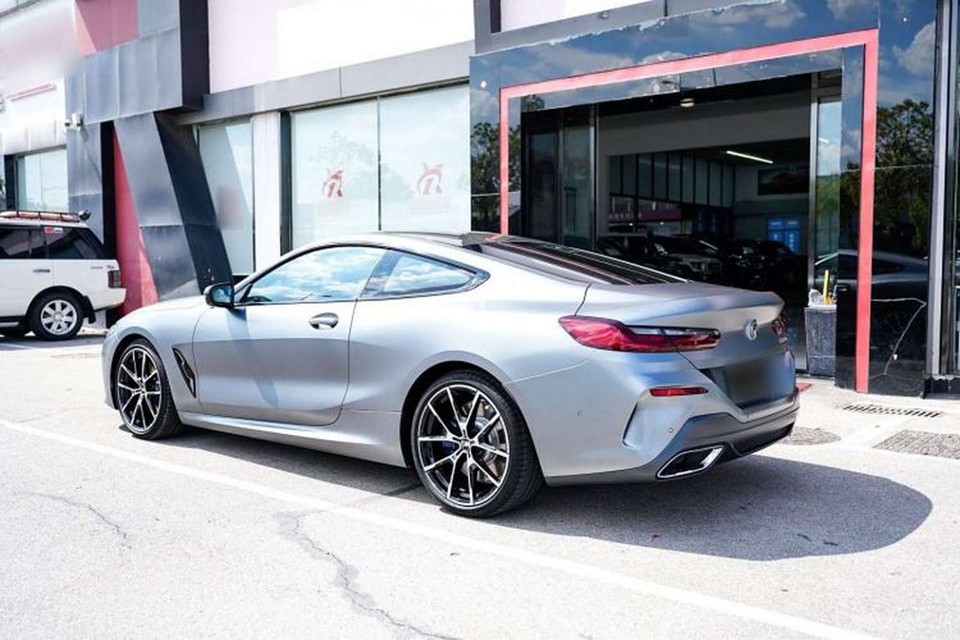 Used BMW 8 Series 2019 840i Coupe M Sport Package Exterior 4