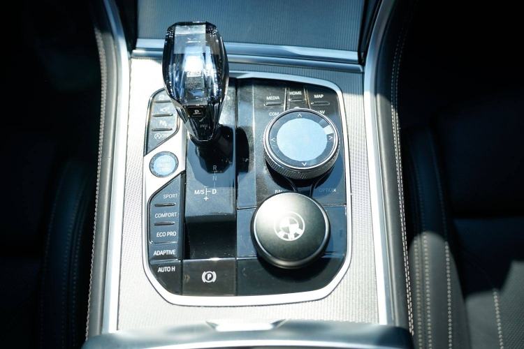 Used BMW 8 Series 2019 840i Coupe M Sport Package Interior 4