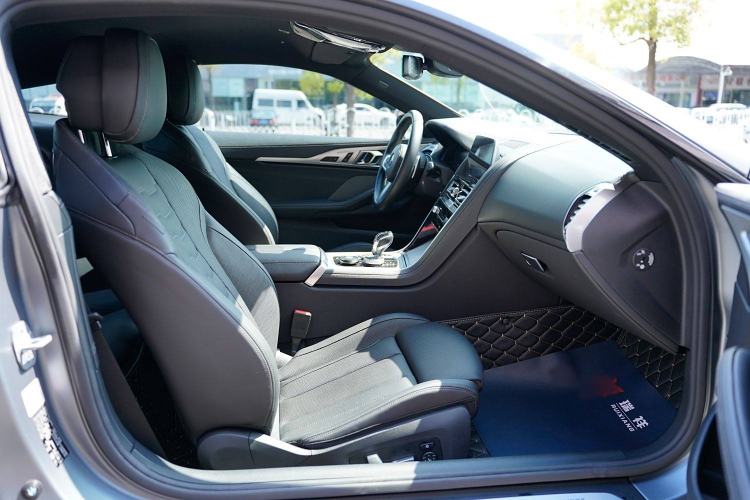 Used BMW 8 Series 2019 840i Coupe M Sport Package Interior 8