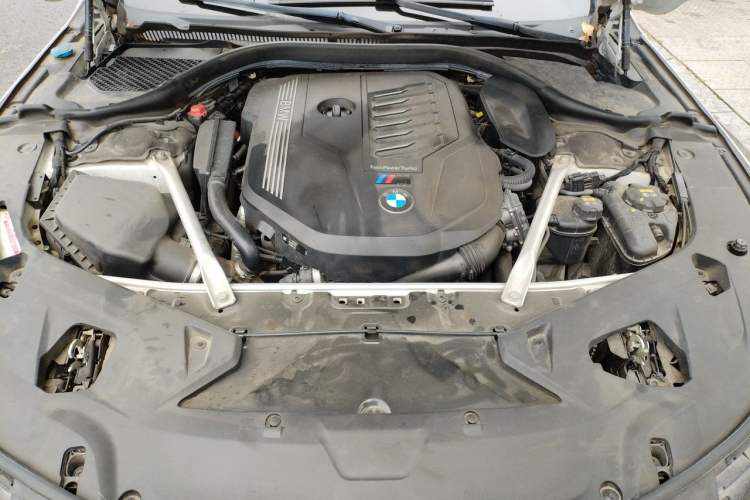 Used BMW 8 Series 2019 840i 4-Door Gran Coupe M Sport Package Engine Bay