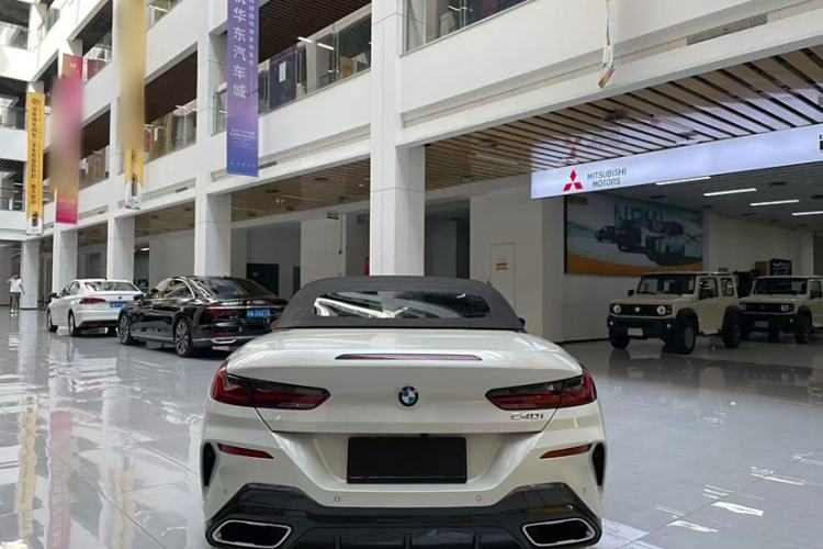 Used BMW 8 Series 2019 840i Convertible Coupe M Sport Package Exterior 3