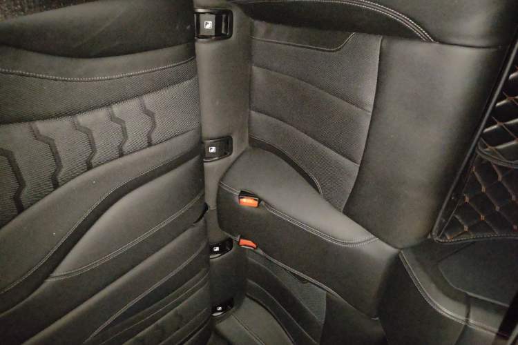 Used BMW 8 Series 2019 840i Coupe M Sport Package Left Rear Seat