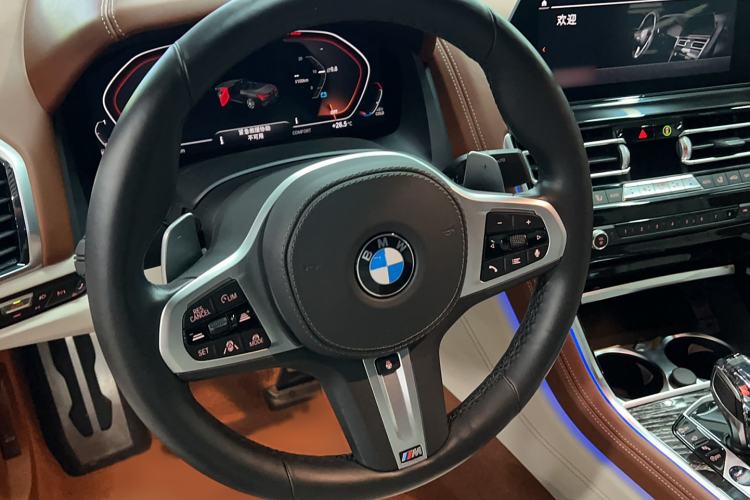 Used BMW 8 Series 2019 840i Convertible Coupe M Sport Package Steering Wheel
