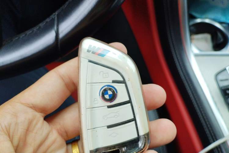 Used BMW 8 Series 2019 840i 4-Door Gran Coupe M Sport Package Vehicle Key