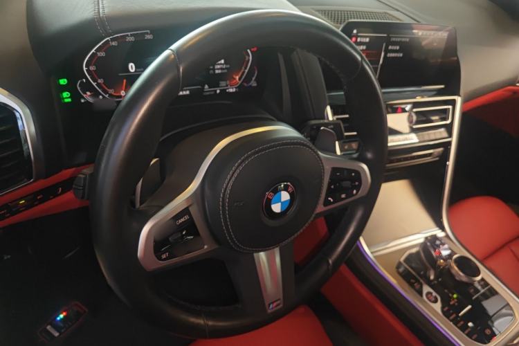 Used BMW 8 Series 2021 Facelift 840i Four-Door Coupe M Sport Package Center Console