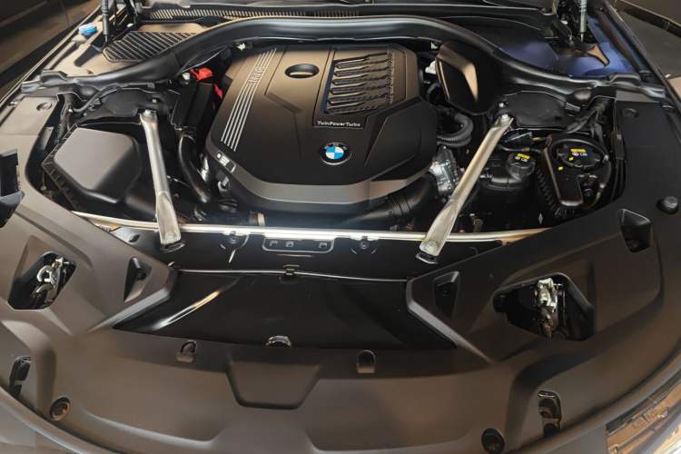 Used BMW 8 Series 2021 Facelift 840i Four-Door Coupe M Sport Package Engine Bay