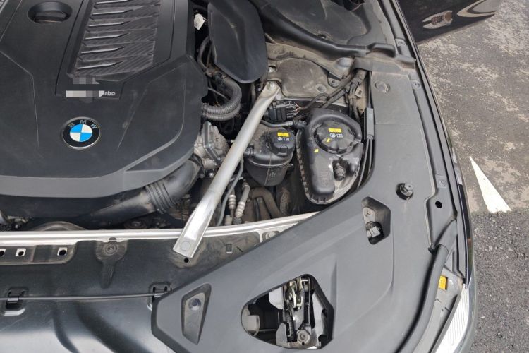 Used BMW 8 Series 2021 840i xDrive 4-Door Gran Coupe M Sport Package Engine Bay Left