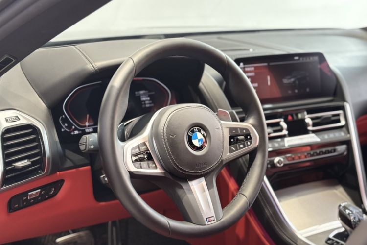Used BMW 8 Series 2021 Facelift 840i xDrive 4-Door Coupe M Sport Package Interior 2