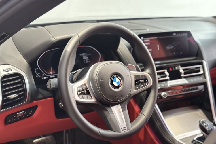 Used BMW 8 Series 2021 Facelift 840i xDrive 4-Door Coupe M Sport Package Interior 6