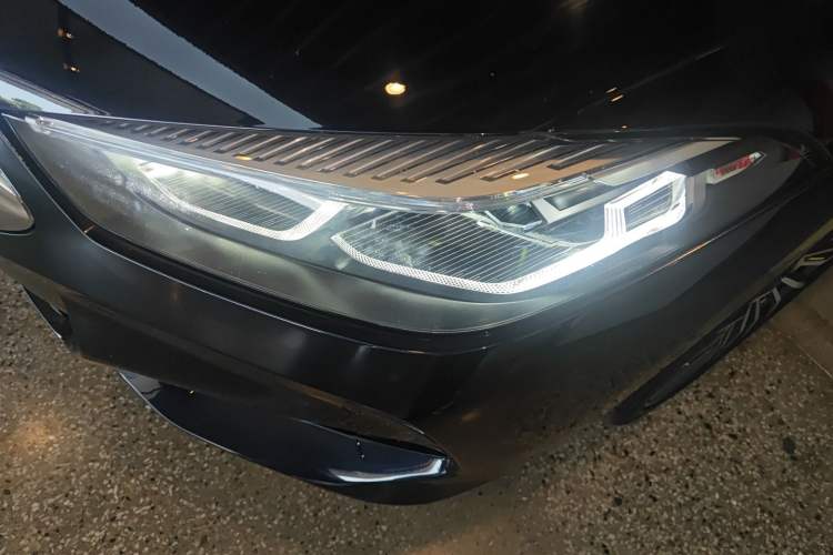 Used BMW 8 Series 2021 Facelift 840i Four-Door Coupe M Sport Package Left Front Headlight