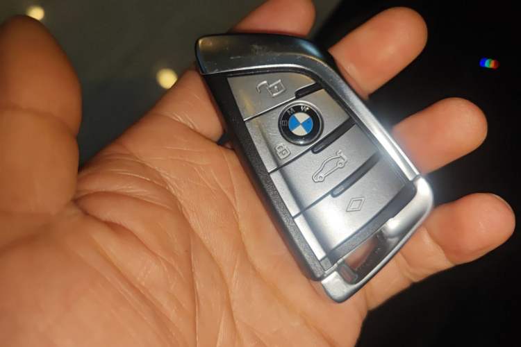 Used BMW 8 Series 2021 Facelift 840i Four-Door Coupe M Sport Package Vehicle Key