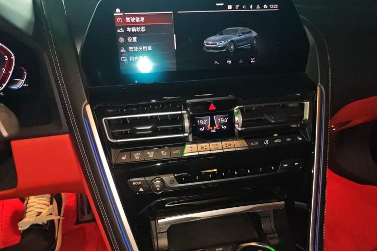 Used BMW 8 Series 2021 Facelift 840i Four-Door Coupe M Sport Package Audio And AC Panel