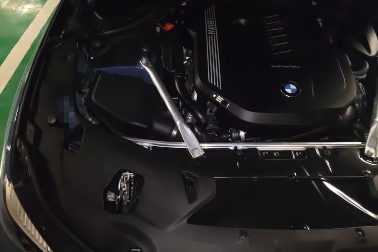 Used BMW 8 Series 2021 Facelift 840i Four-Door Coupe M Sport Package Engine Bay Right