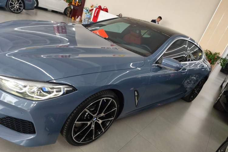 Used BMW 8 Series 2021 Facelift 840i xDrive 4-Door Coupe M Sport Package Exterior 3