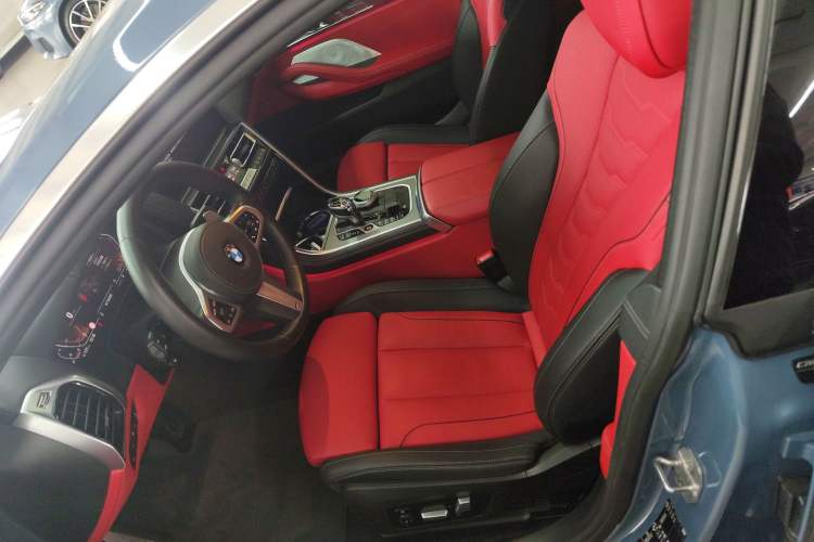 Used BMW 8 Series 2021 Facelift 840i xDrive 4-Door Coupe M Sport Package Left Front Seat