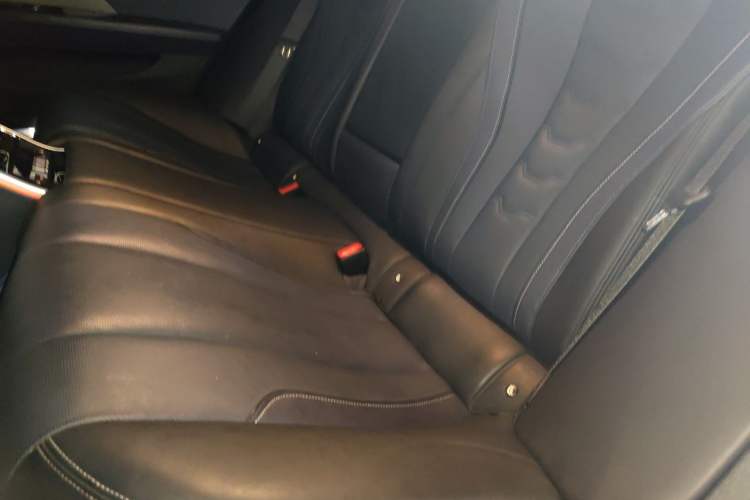 Used BMW 8 Series 2021 Facelift 840i Four-Door Coupe M Sport Package Left Rear Seat