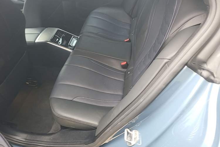 Used BMW 8 Series 2021 840i 4-Door Gran Coupe M Sport Package Left Rear Seat