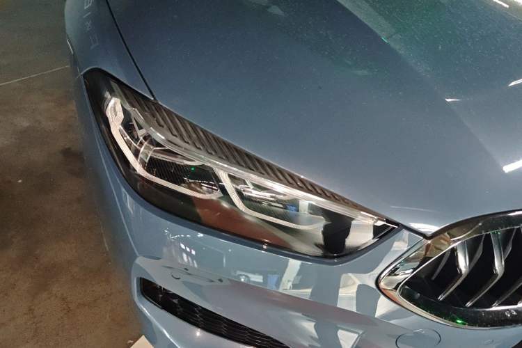 Used BMW 8 Series 2021 Facelift 840i Four-Door Coupe M Sport Package Right Front Headlight