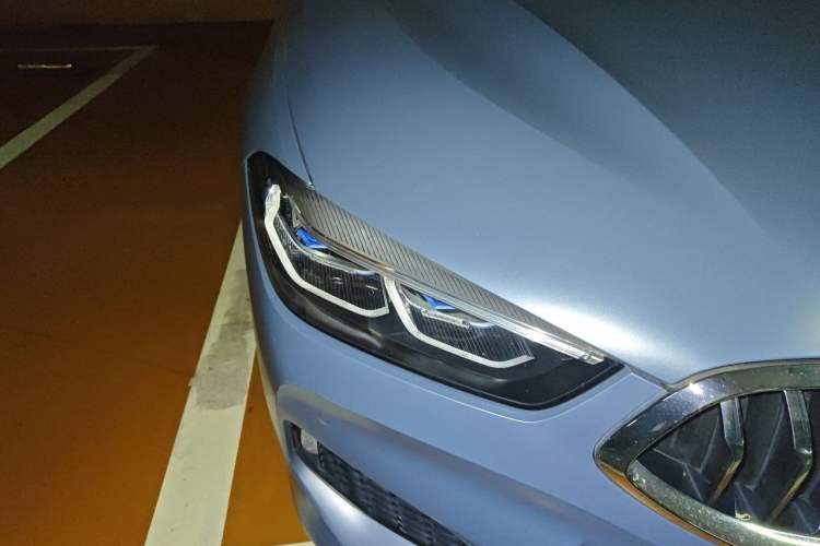 Used BMW 8 Series 2021 Facelift 840i xDrive 4-Door Coupe M Sport Package Right Front Headlight