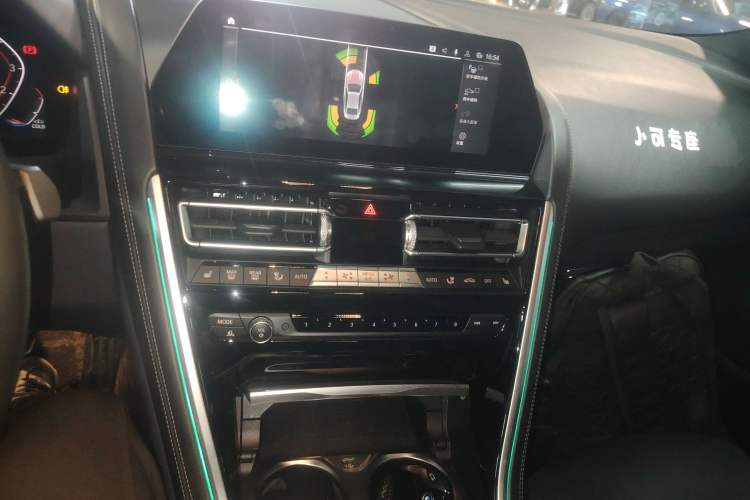 Used BMW 8 Series 2021 Facelift 840i Four-Door Coupe M Sport Package Audio And AC Panel