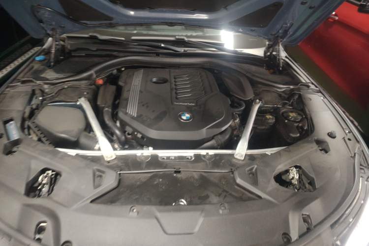 Used BMW 8 Series 2021 Facelift 840i Four-Door Coupe M Sport Package Engine Bay