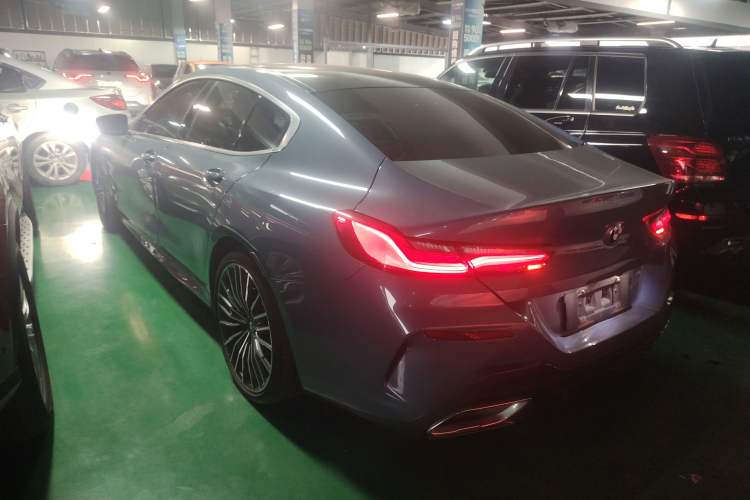 Used BMW 8 Series 2021 Facelift 840i Four-Door Coupe M Sport Package Exterior 2