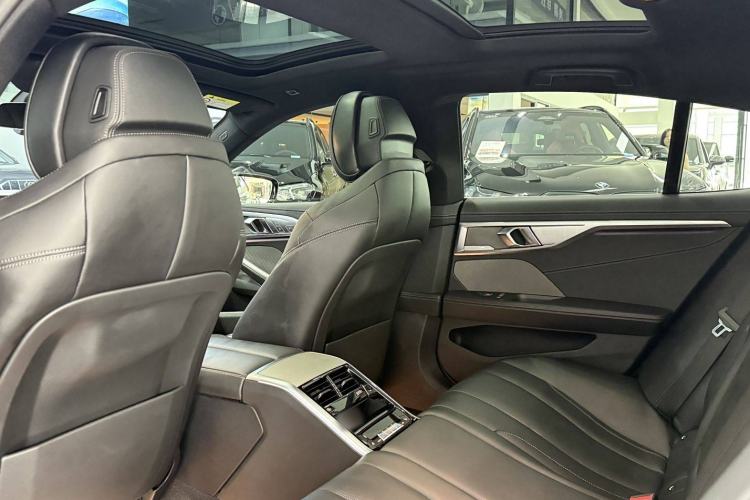 Used BMW 8 Series 2021 840i 4-Door Gran Coupe M Sport Package Interior 8