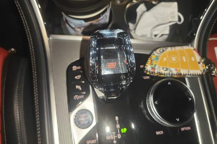Used BMW 8 Series 2021 840i xDrive 4-Door Gran Coupe M Sport Package Gear Lever