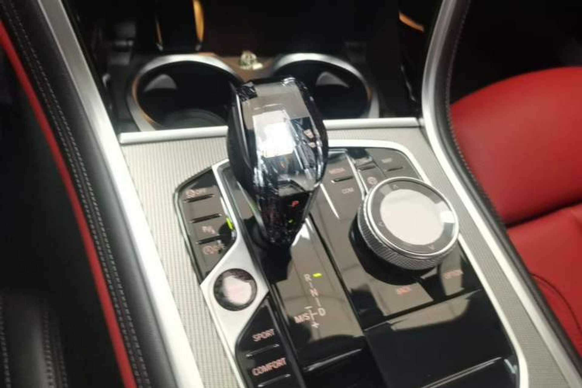 Used BMW 8 Series 2021 840i 4-Door Gran Coupe M Sport Package Gear Lever