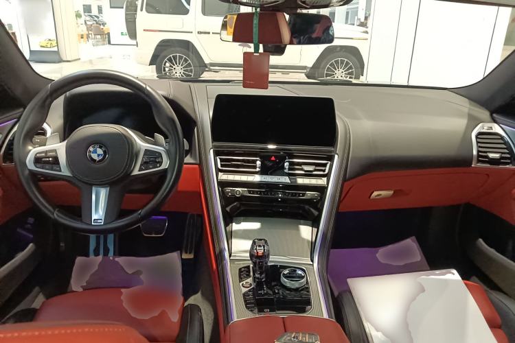 Used BMW 8 Series 2022 840i Four-Door Coupe M Sport Package Center Console