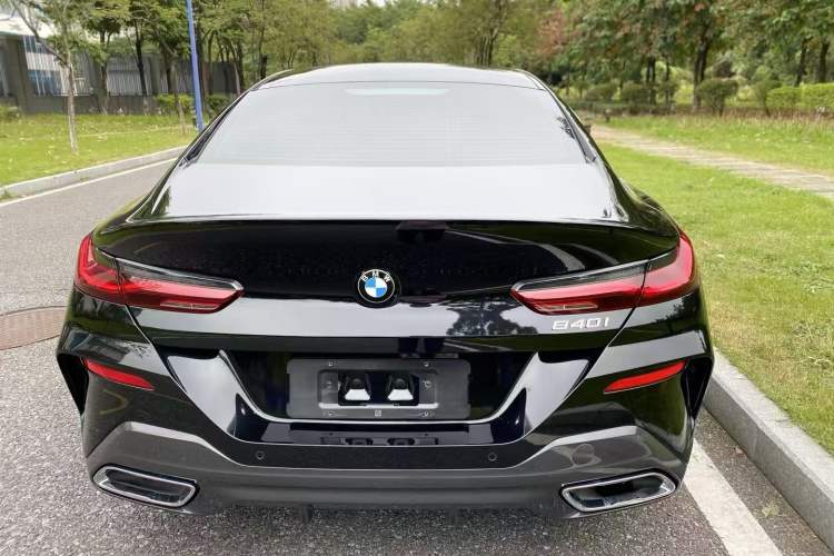 Used BMW 8 Series 2022 840i Four-Door Coupe M Sport Package Exterior 6