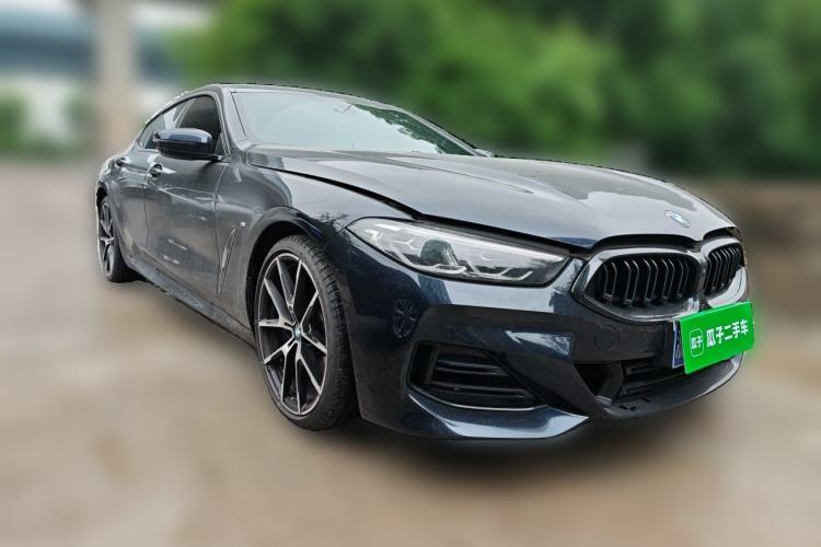 Used BMW 8 Series 2022 840i Four-Door Coupe M Sport Package Front Right 45 Deg