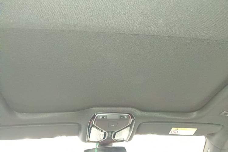 Used BMW 8 Series 2022 840i Four-Door Coupe M Sport Package Headliner