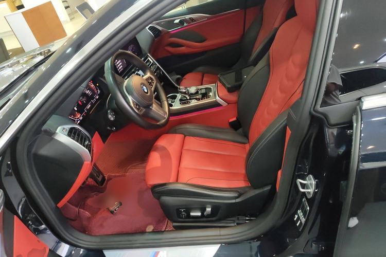 Used BMW 8 Series 2022 840i Four-Door Coupe M Sport Package Left Front Seat