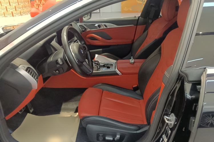 Used BMW 8 Series 2022 840i Four-Door Coupe M Sport Package Left Front Seat