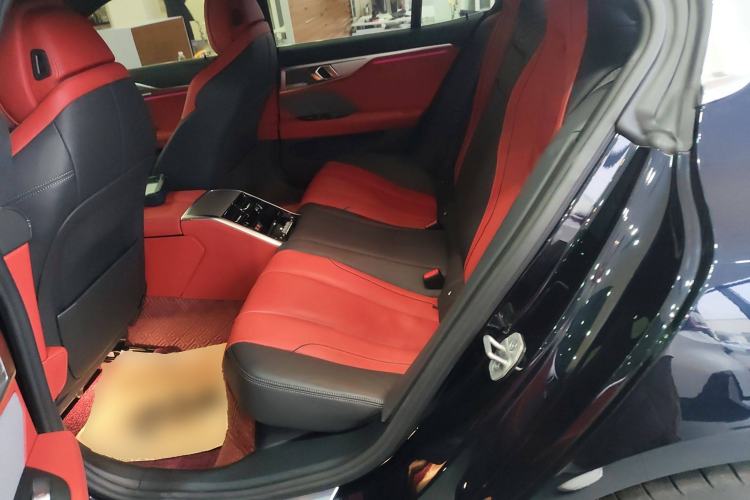 Used BMW 8 Series 2022 840i Four-Door Coupe M Sport Package Left Rear Seat