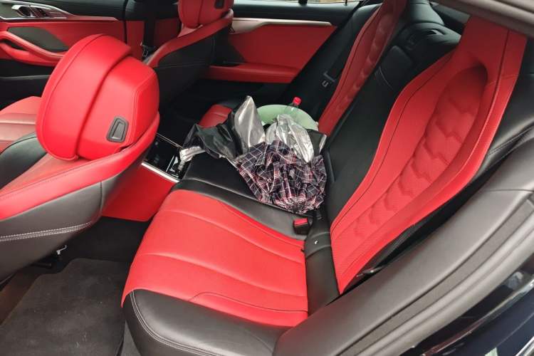 Used BMW 8 Series 2022 840i Four-Door Coupe M Sport Package Left Rear Seat