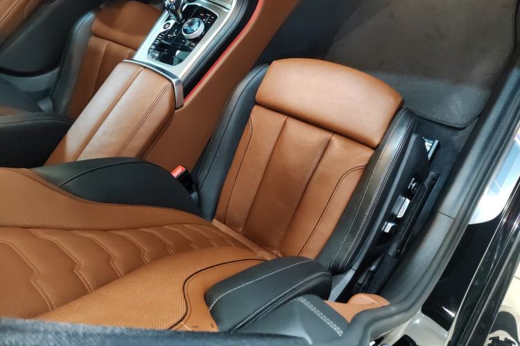 Used BMW 8 Series 2022 840i Four-Door Coupe M Sport Package Right Front Seat