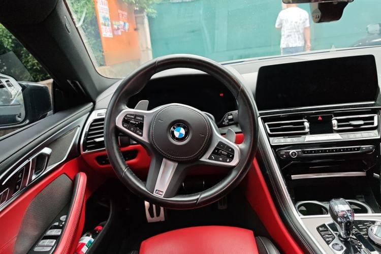Used BMW 8 Series 2022 840i Four-Door Coupe M Sport Package Steering Wheel