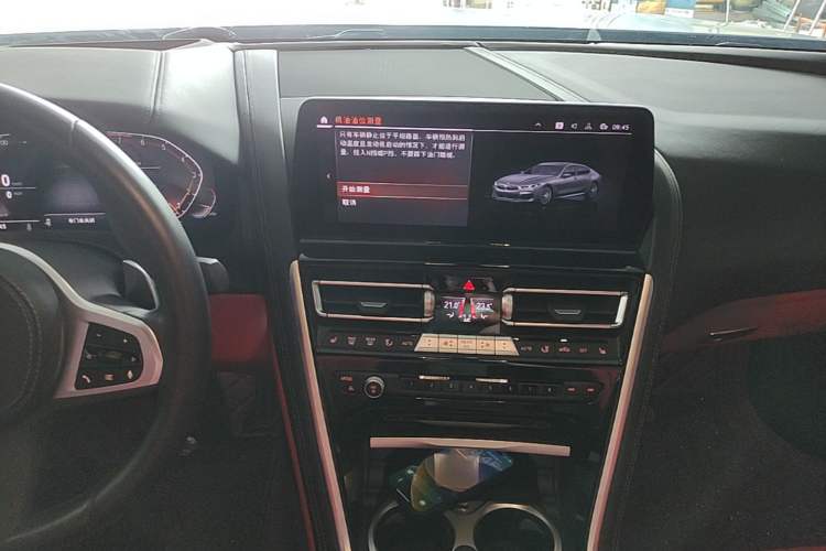 Used BMW 8 Series 2022 840i Four-Door Coupe M Sport Package Audio And AC Panel